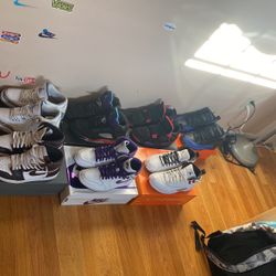 Jordan’s All Size 9,8 Or 8.5 
