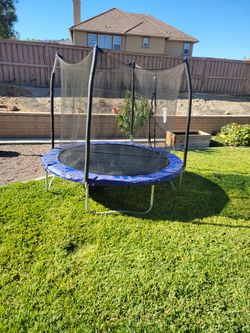 8 Foot Trampoline With Safety Net