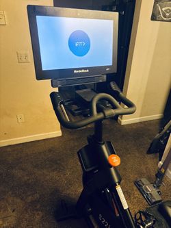 Nordic track s22i commercial studio cycle