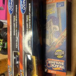 Hot Wheels Track And Car 