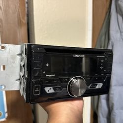 Kenwood Car Stereo 