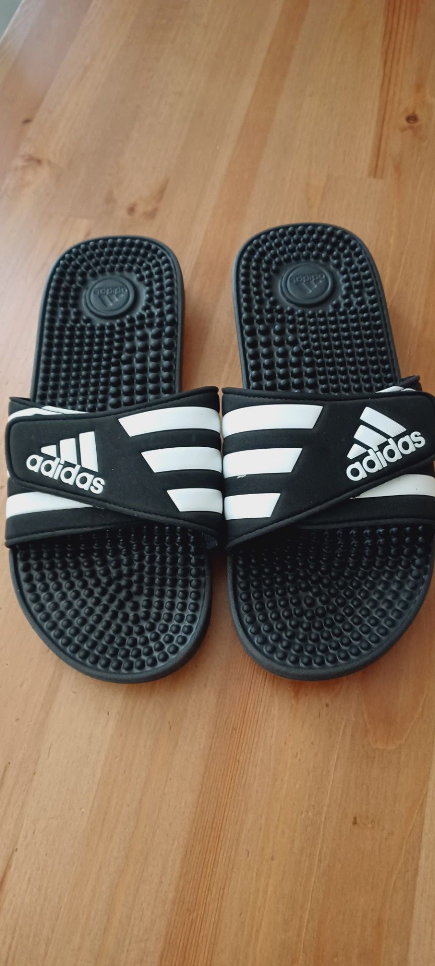 Adidas slip on sandals women's size 9