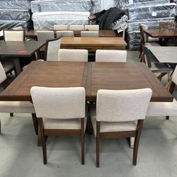Dining table set