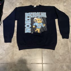 Vintage 80s 90s North Carolina Tar Heels Sweatshirt Men's M/L Blue UNC
