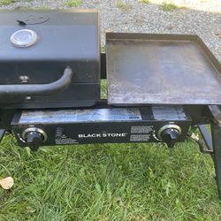 Blackstone ‘Tailgater’ Grill/Griddle combo