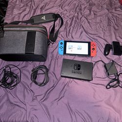 Nintendo switch full set with carrying case