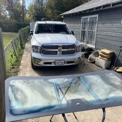 Auto Glass/ Vidrios Para Carros 