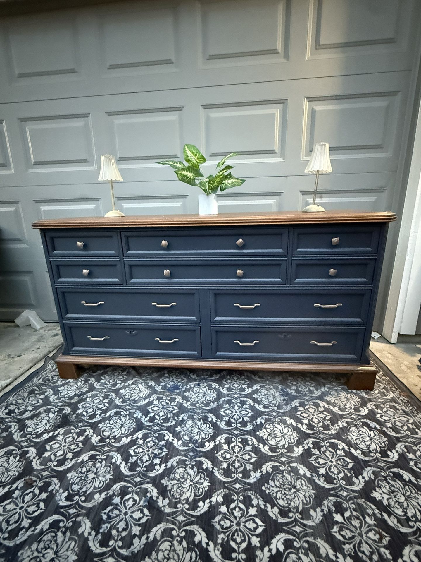 10 Drawer Dresser - Bassett Furniture 