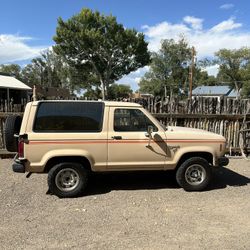 1985 Ford Bronco
