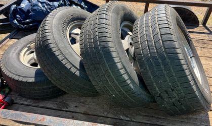 Michelin 265/70 R16 – Set of 4
