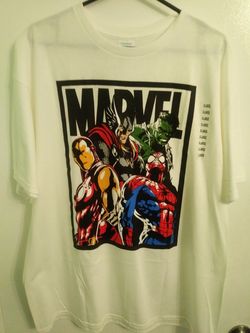Marvel Heros /Avenger XL T-shirt