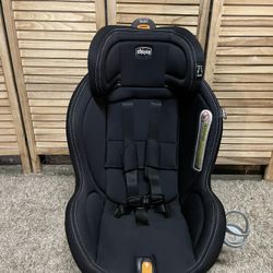 Chicco Nextfit Convertible Car Seat