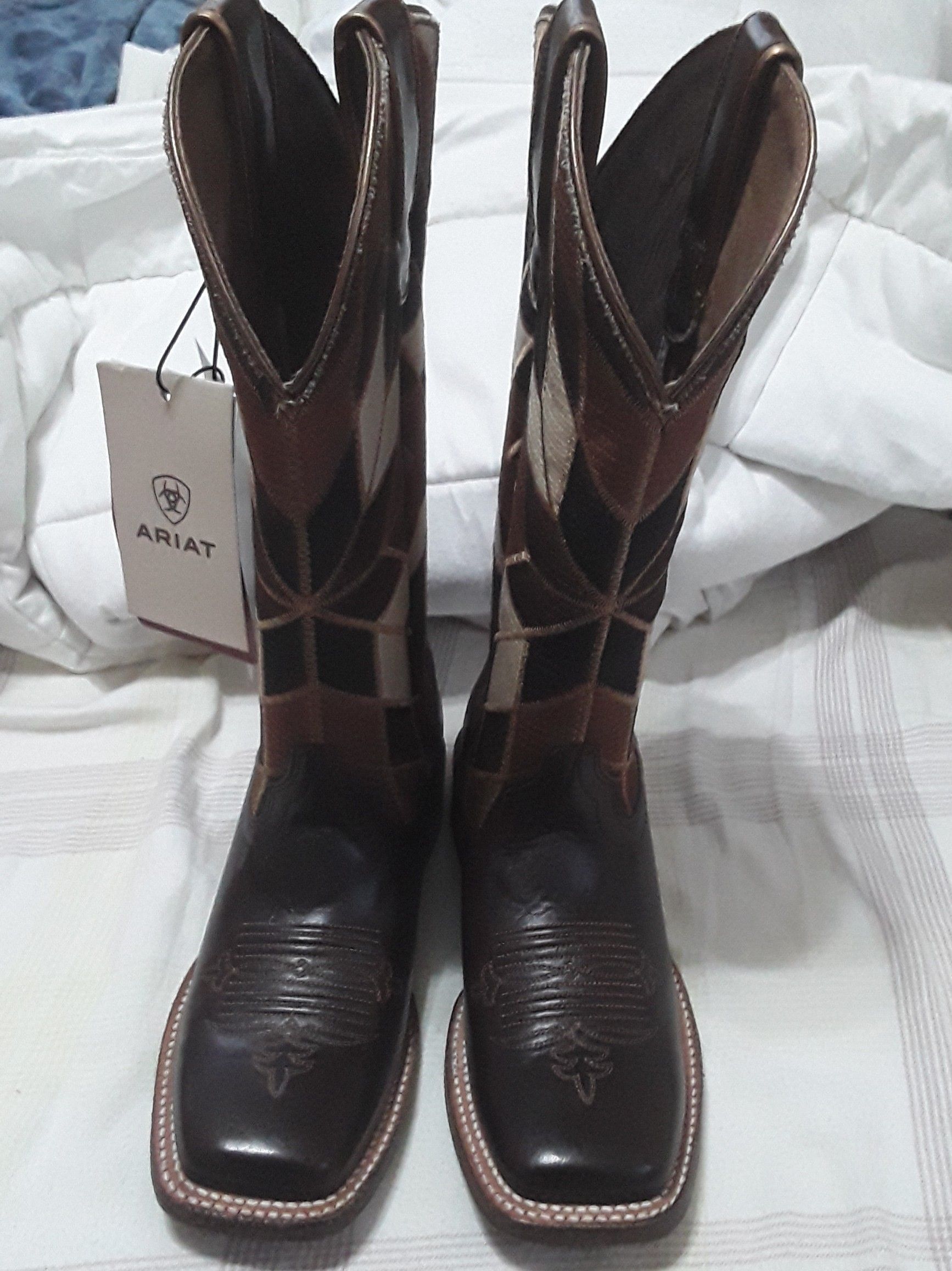 New with out Box Ariat Women Boots.