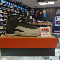 Jordan 12 Retro
Barons - #CT8013 010 - SIZE 9.5 - ORIGINAL BOX