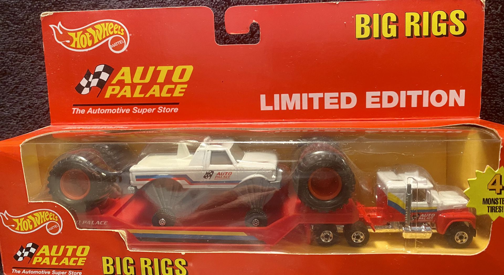 HOT WHEELS BIG RIG AUTO PALACE for Sale in Spanish Springs, NV