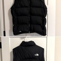 THE NORTH FACE PUFFER VEST