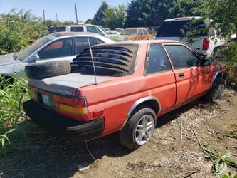 Auto parts 1989 Toyota Tercel