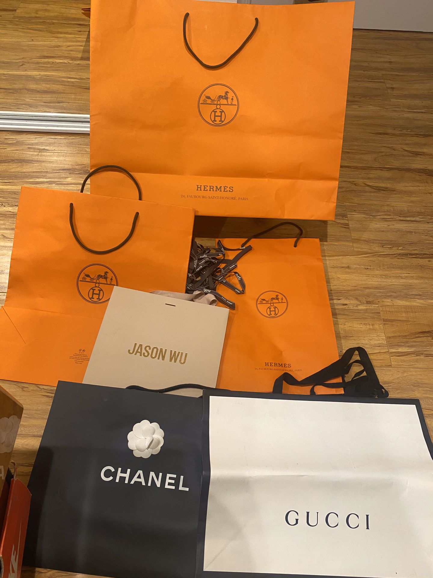 Chanel Empty Gucci bag, Jason WU, Hermès bag