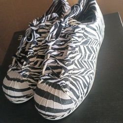 Adidas Shell toe Zebra