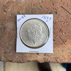 Silver Dollars In Collectables 