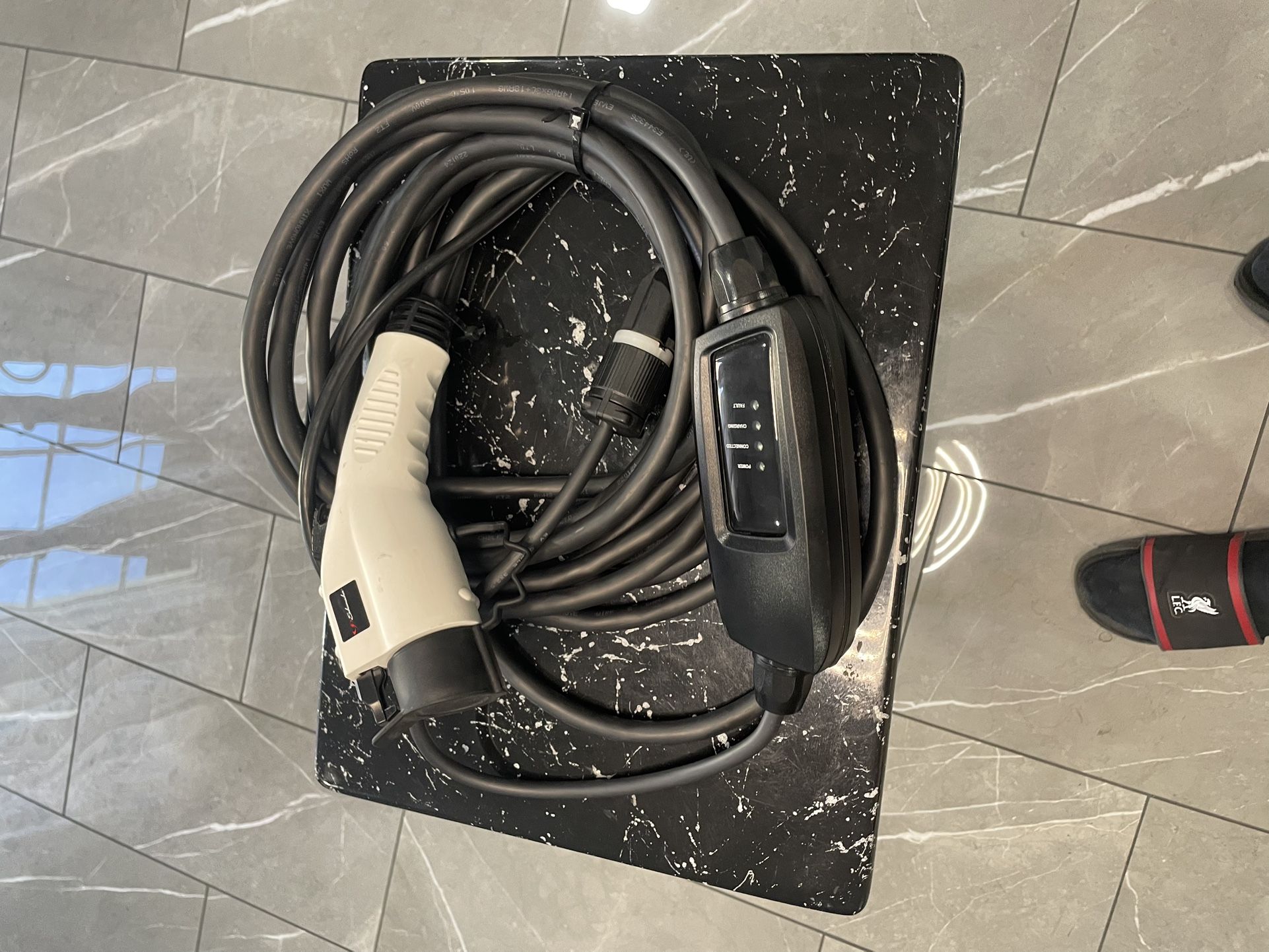 Schumacher portable charger