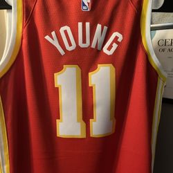 Trae Young Jersey Youth Large