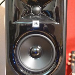 JBL 305p MKII