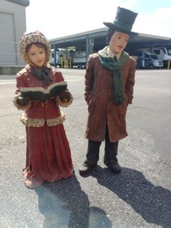 Clay Standing Carolers