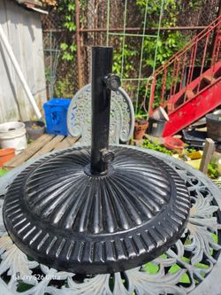 30 Lbs. Outdoor Patio Umbrella Base Heavy Duty Market Umbrella Stand Base