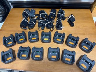 (LOT OF 13) HYT CH10L19 Rapid Rate Single Unit Charger Dock - w/ Power Adapters