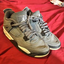 Jordan Retro 4