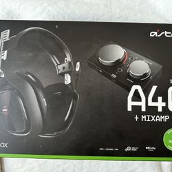 Astro Gaming - A40 TR Wired Stereo Over-the-Ear Gaming Headset for Xbox Series X|S, Xbox One and PC with MixAmp Pro TR Controller