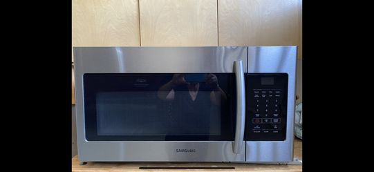 Like New SAMSUNG Microwave