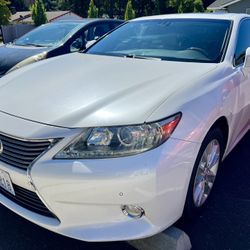 2013 Lexus ES 300h