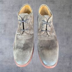 John Varvatos Brown Suede Chukka Boots Mens 9.5 Vibram Sole Distressed Desert Shoe 