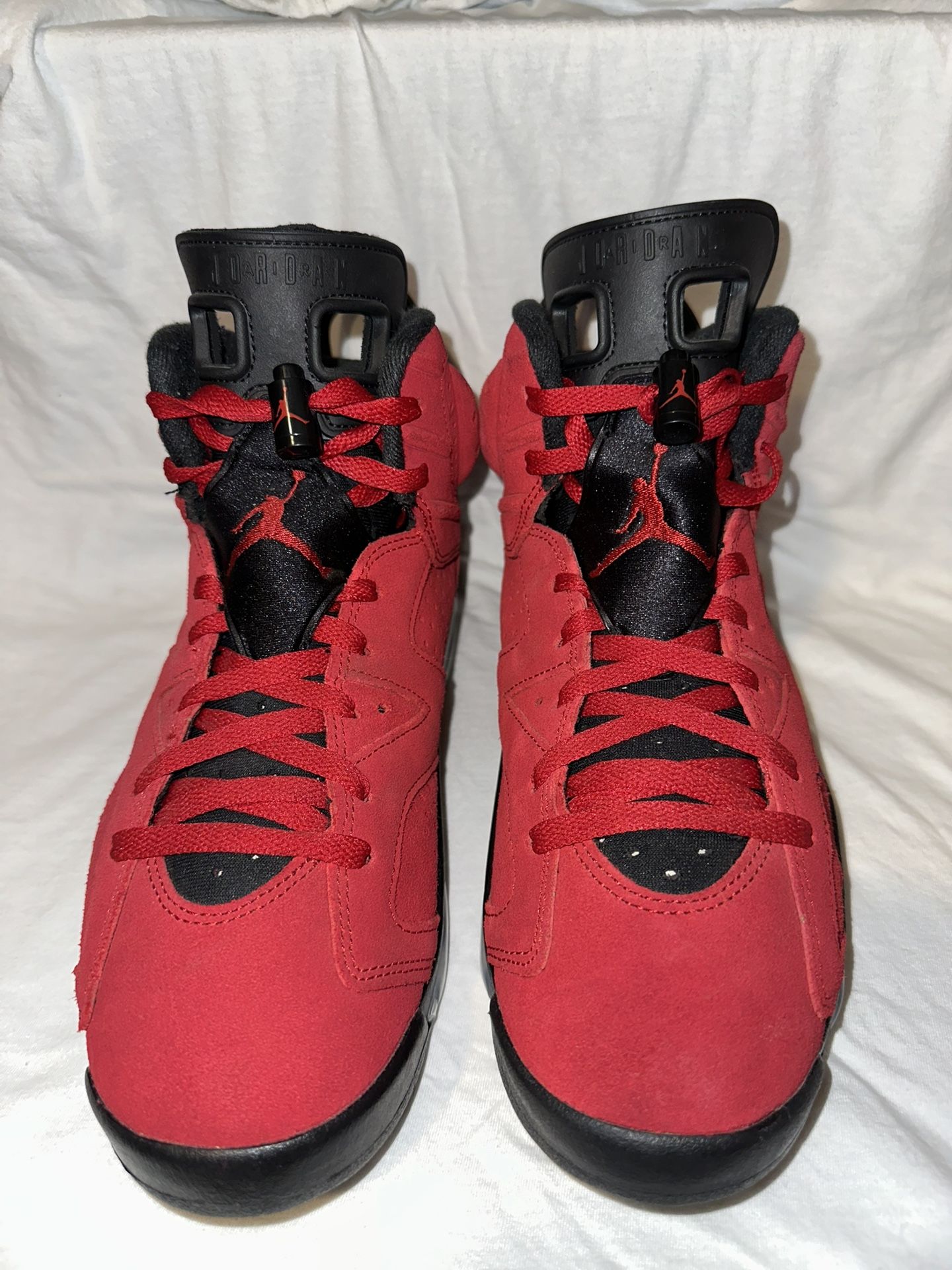AIR JORDAN 6 RETRO (used)