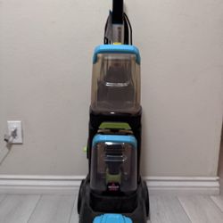 BISSELL Carpet Cleaner