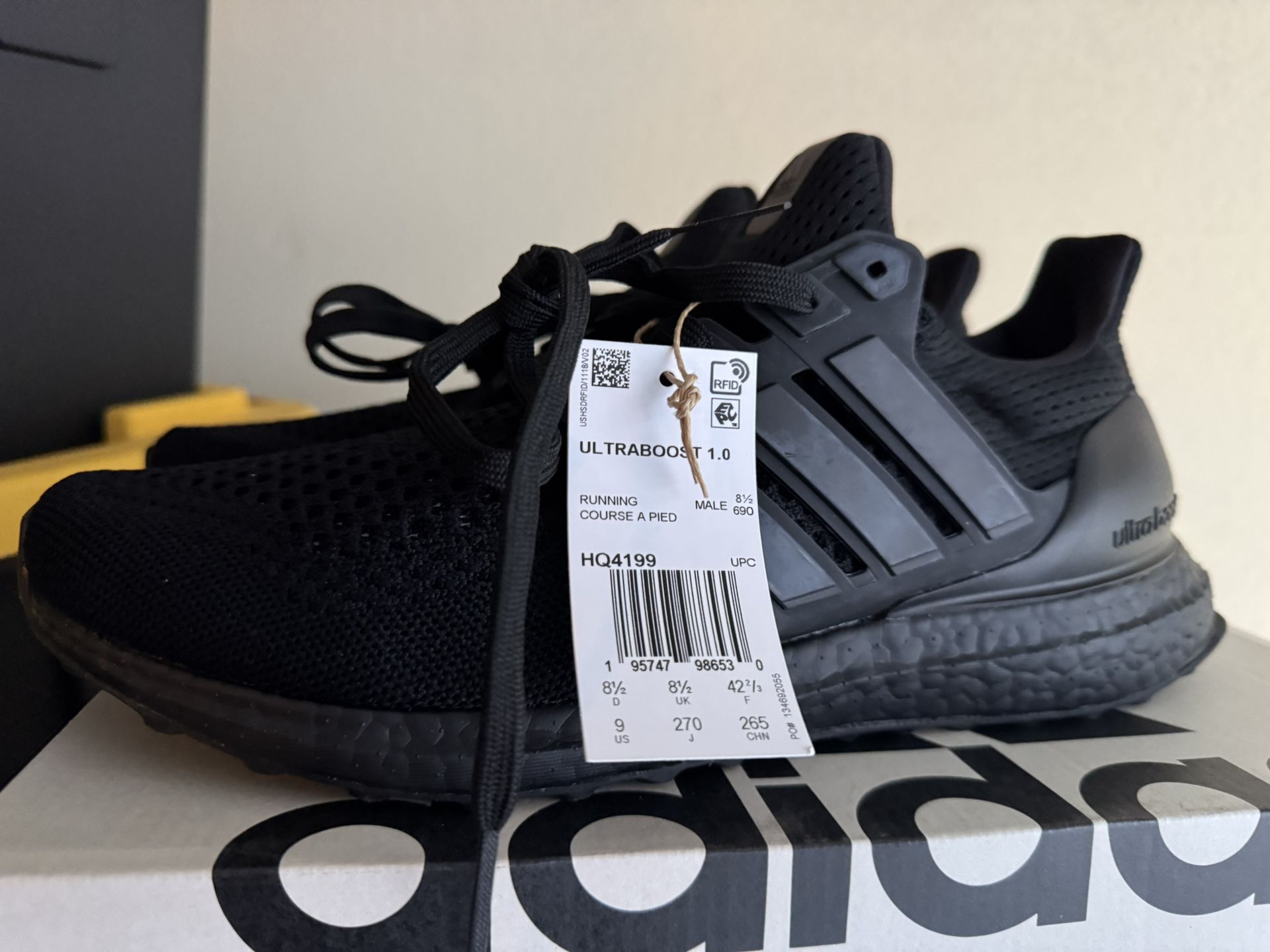 Adidas Ultraboost HQ4199 Black Running Shoes US Size Brand New