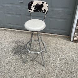 Unique Swivel Bar Stool