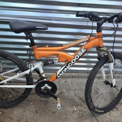 24in Mongoose small frame 21 speed aluminum 