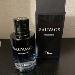 Sauvage Eau de Parfum Eau de Parfum - Citrus and Vanilla Notes