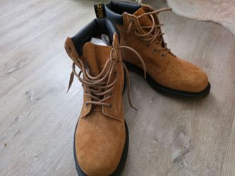 Brand new Dr. Martens Tan Suede Lace-Up Ankle Boots