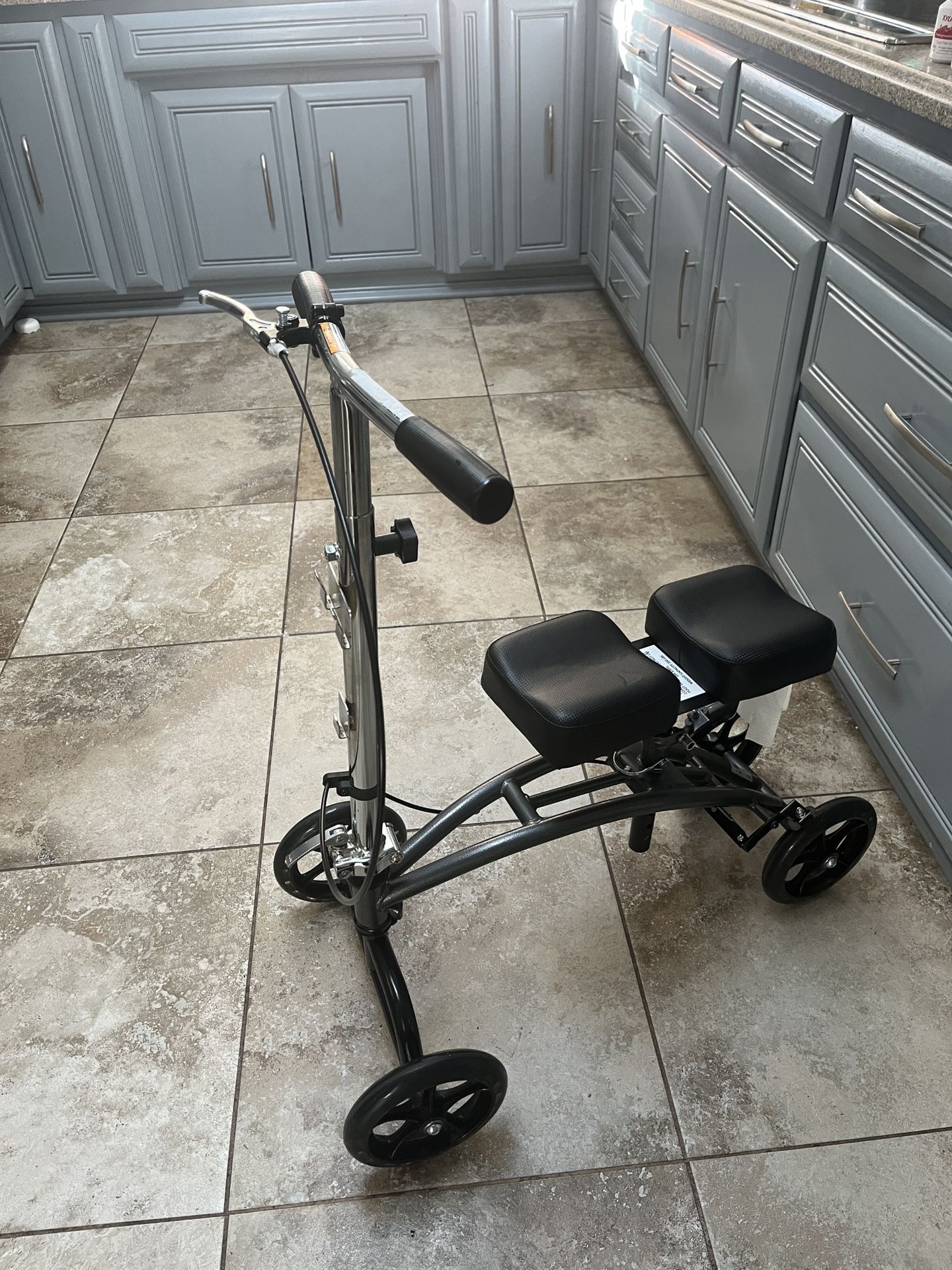 Knee Scooter