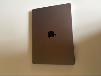 macbook m3 pro 8gb