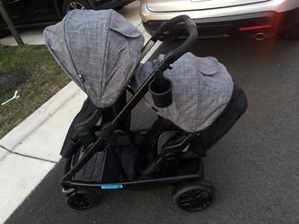 Double stroller Thumbnail