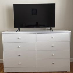 White dresser - excellent condition