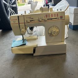 Singer Merritt 4530 Sewing Machine