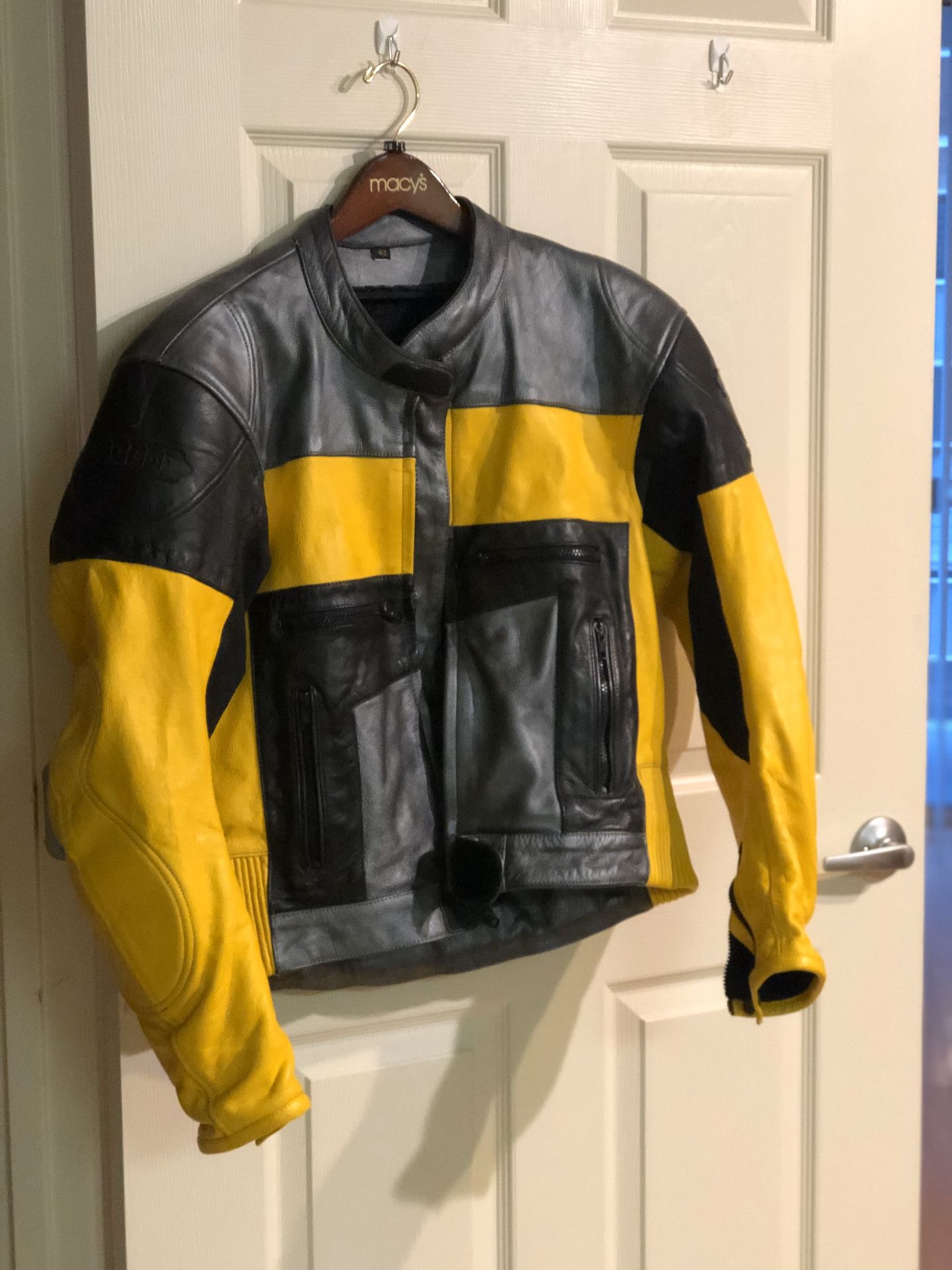 Like NEW leather motorcycle jacket