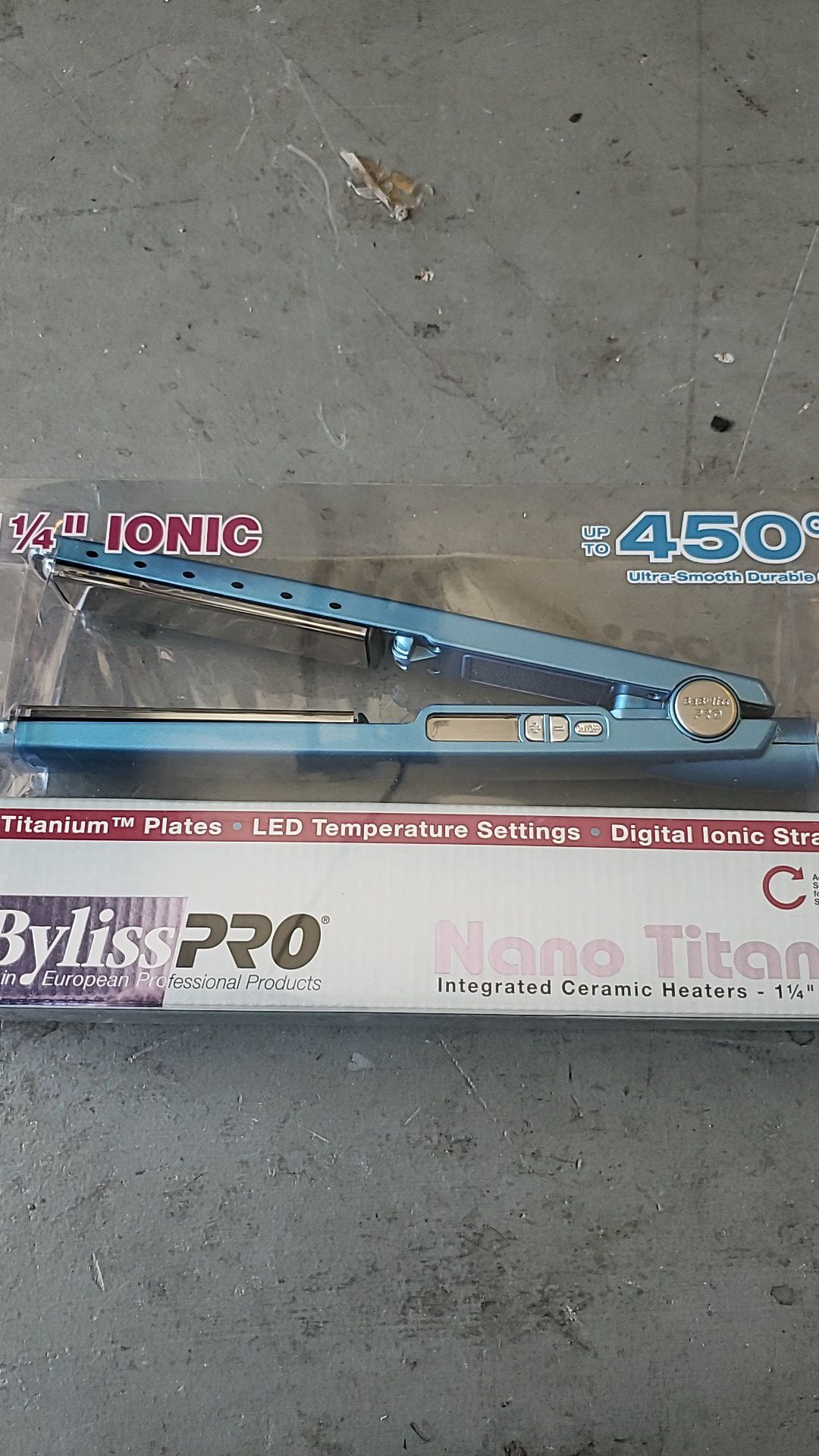 New Babyliss pro hair straightener 1 1/4" ionic led digital settings