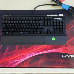 Hyper X Keyboard and XL Pro Gaming Mouse Pad 